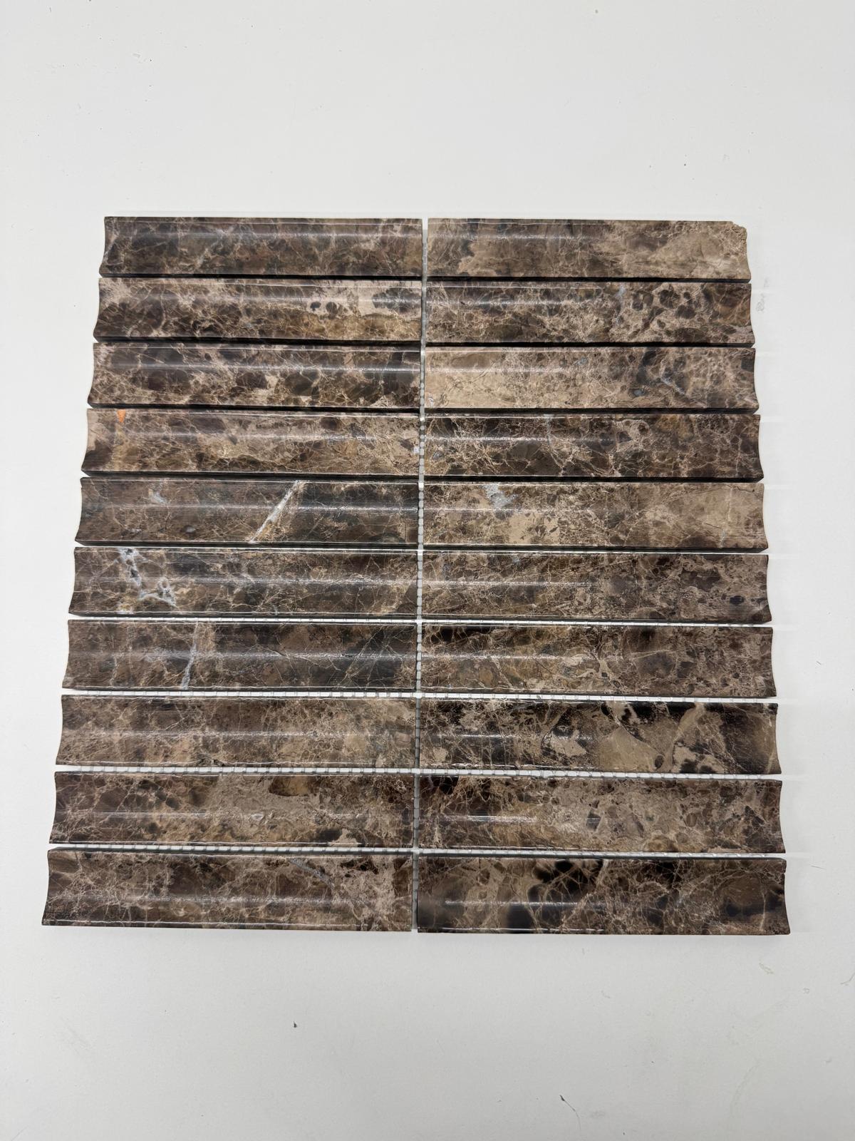 art 704 Kit Kat Conclave Marron Emperador Mozaïek 151x30x10 op matje 300x300x10mm