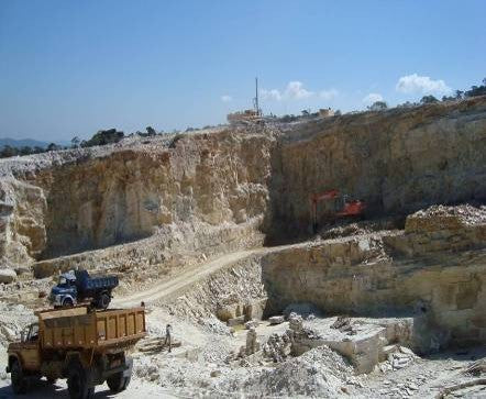 Flagstones Brasil Yellow Dikformaat XL 25-40mm inhoud krat 22M2 = 1600KG