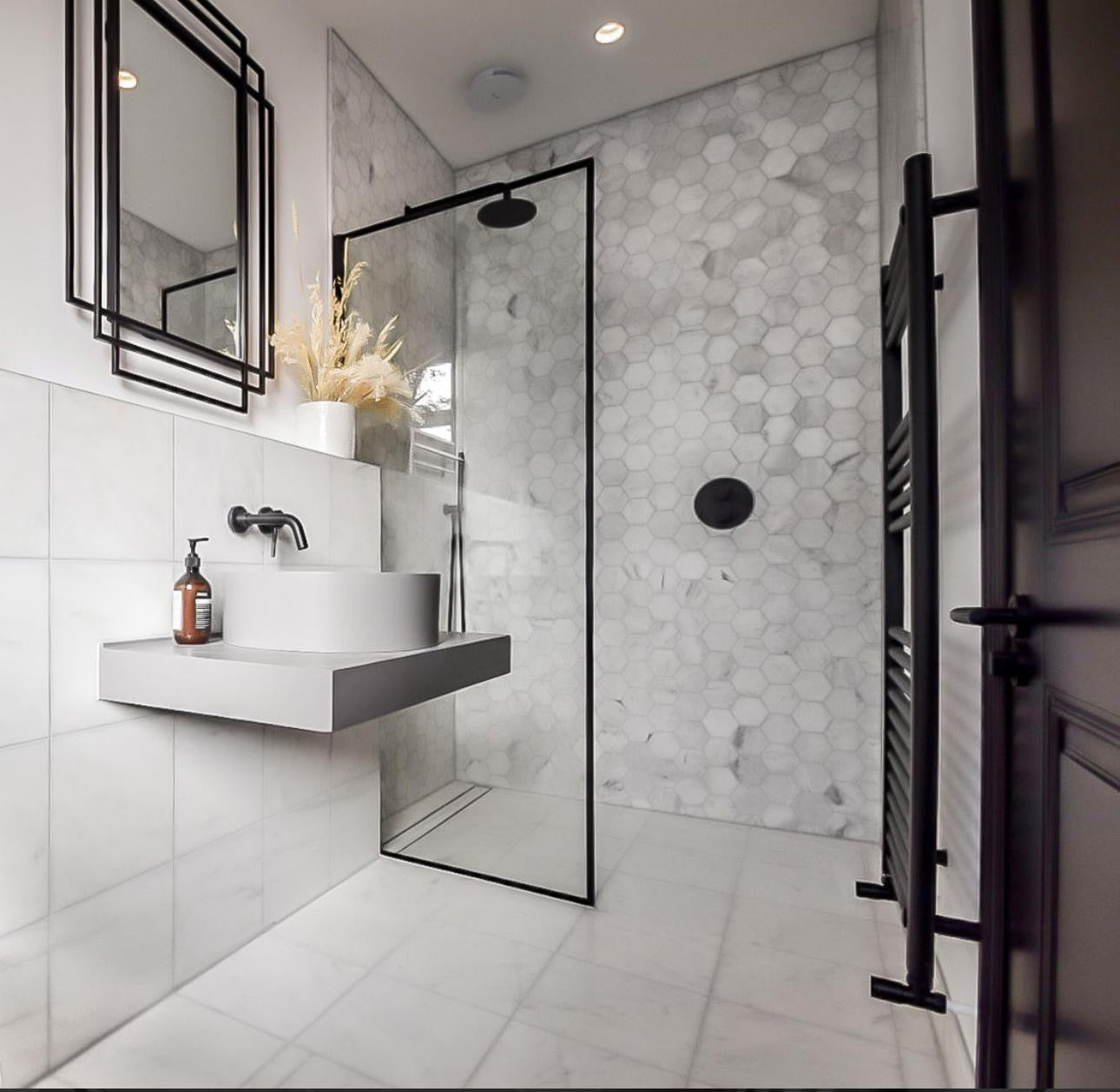 Marmer Hexagon Bianca Carrara 150mm honed