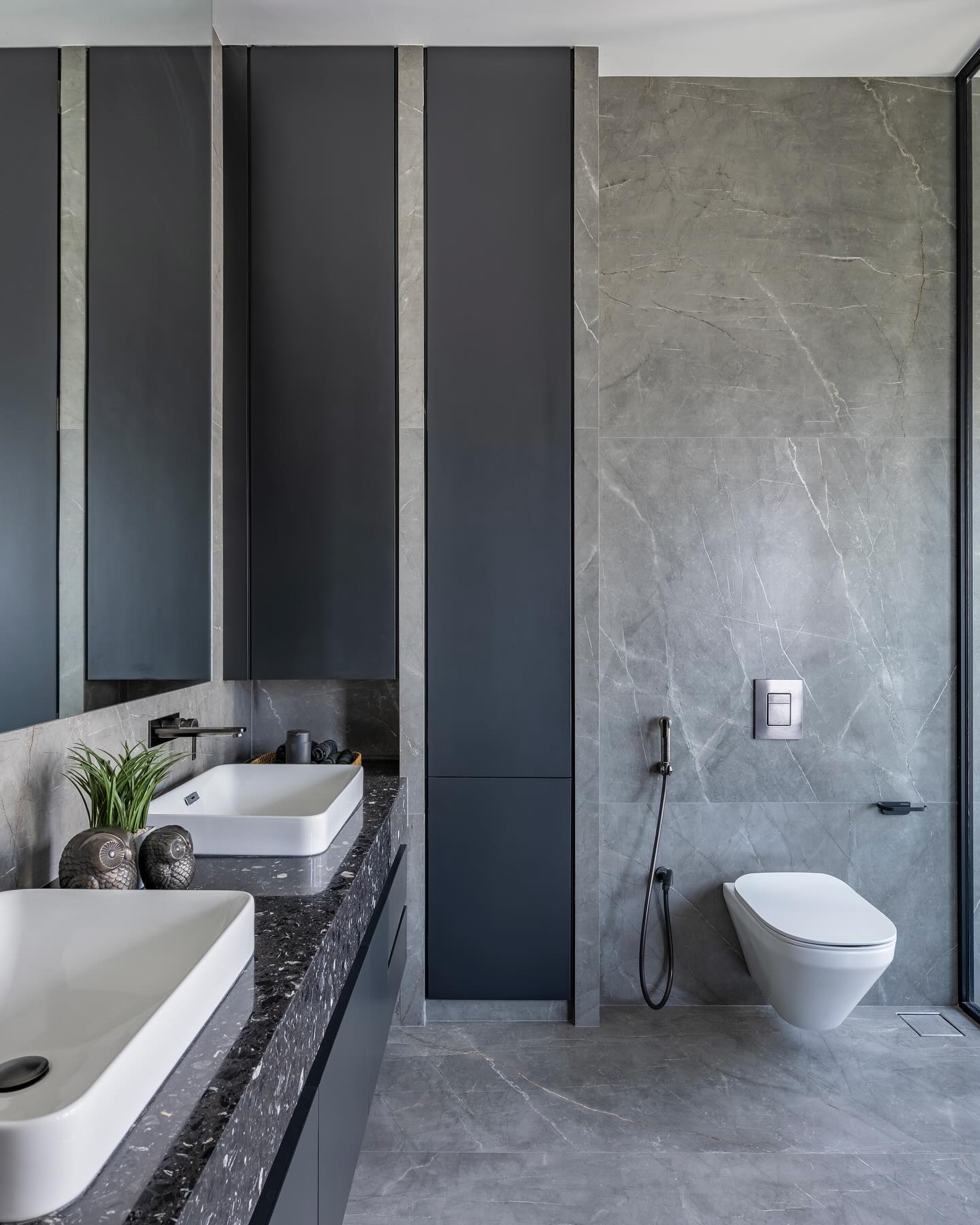 Marmerlook Pompeij Pulpis Grigio merk Nexion 1198x598x9mm honed