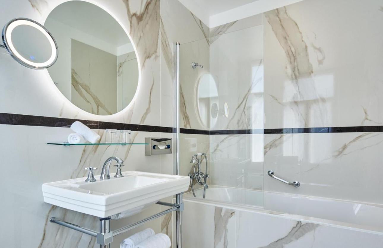 Marmerlook Statuario Apune merk nexion 2 1198x598x9cmm honed