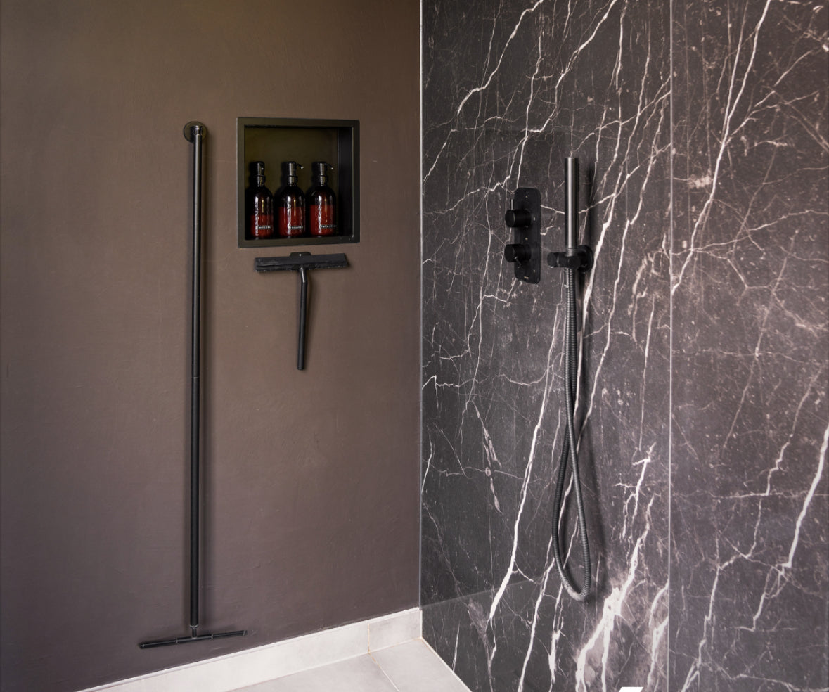 Mamerlook Callacatta Nero merk Nexion 1198x598x9mm honed