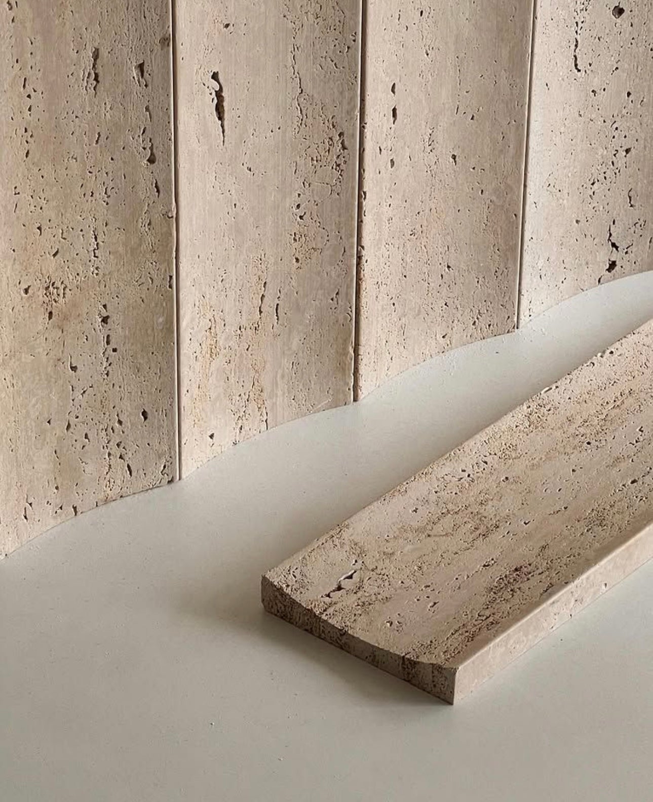 art 706 Kit Kat Conclave Travertin Mozaïek 151x30x15mm op matje 300x300x15mm