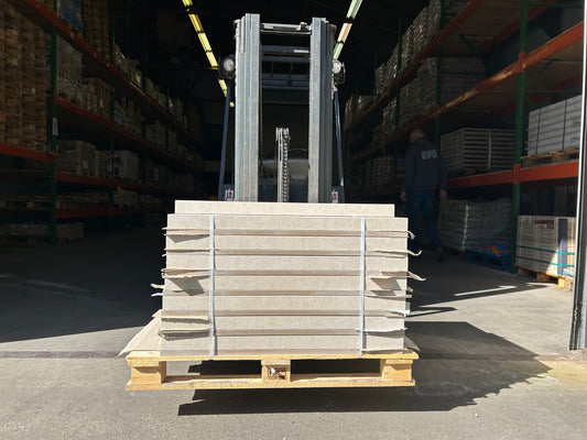 Zwembadranden Keramisch merk Tuscania Italie Etrea Sabbia 900x450x20-50mm