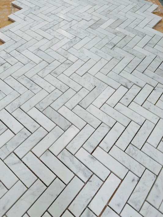 Mozaiek Marmer Bianca Carrara C 75x23x10mm op matje