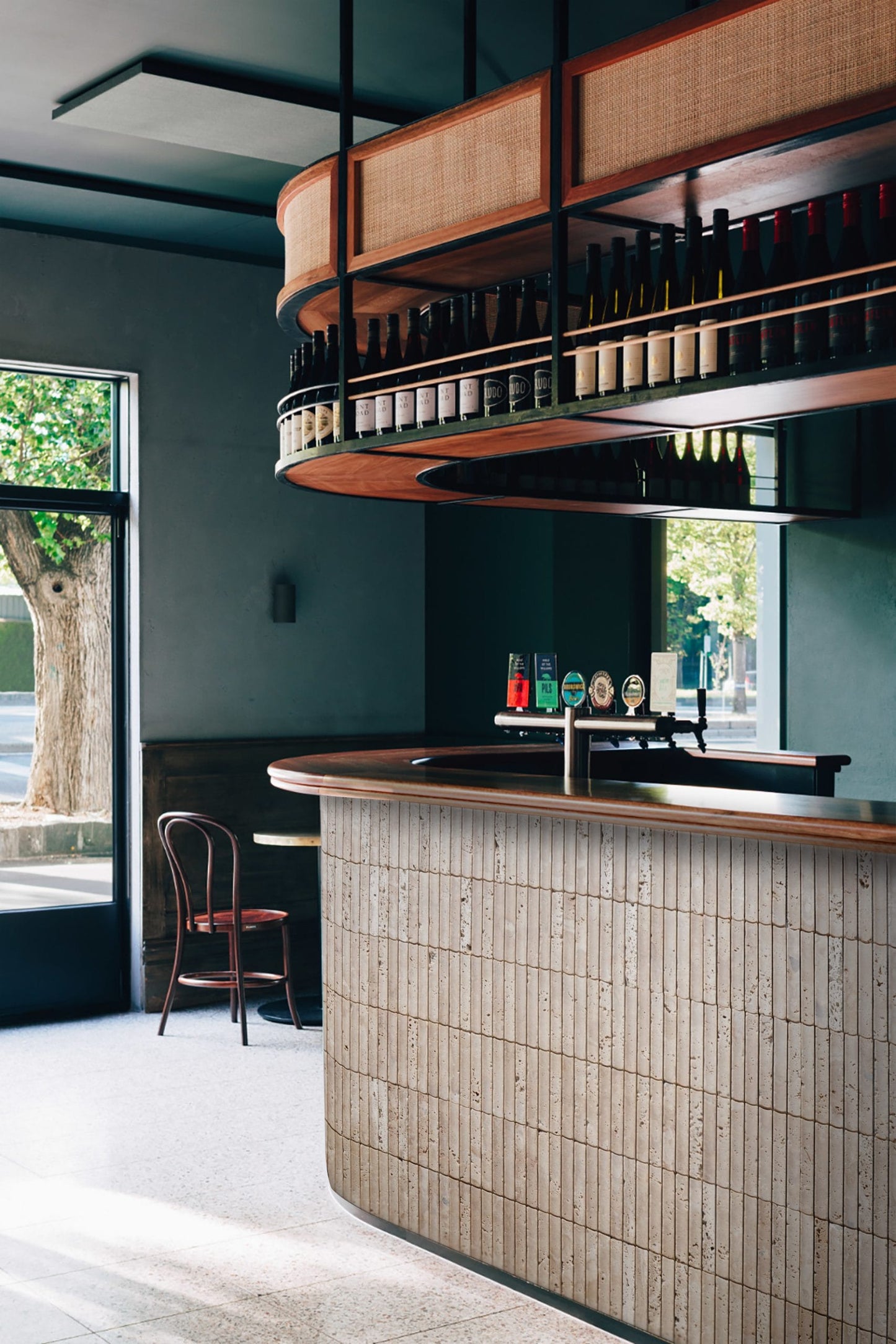 art 706 Kit Kat Conclave Travertin Mozaïek 151x30x15mm op matje 300x300x15mm