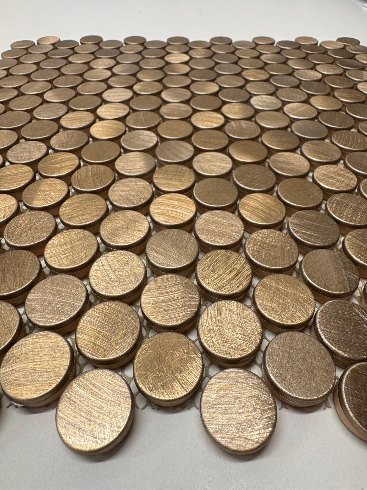 art 735 Reflections Penny Round Gold 19mm op matje 300x300x8mm