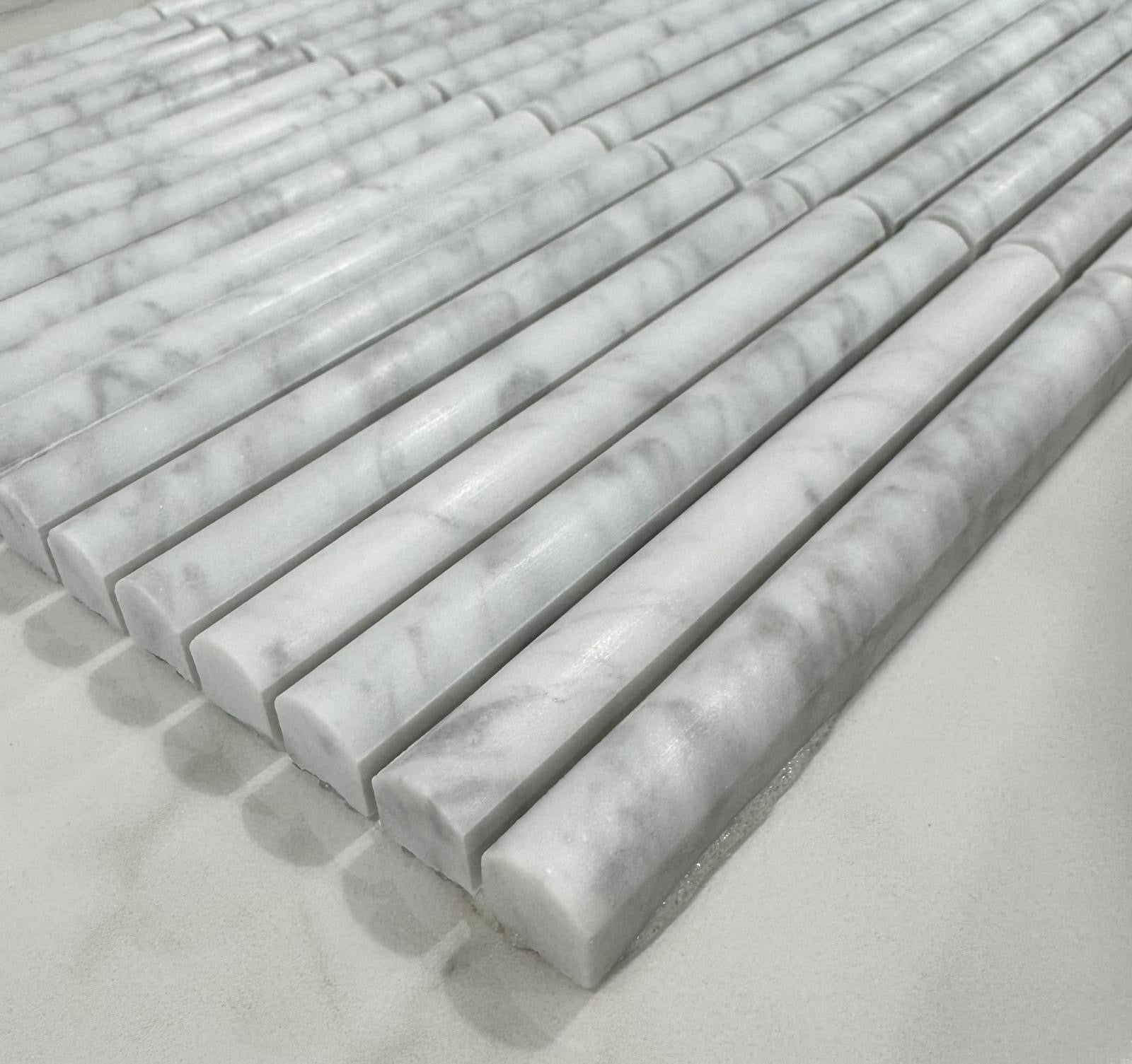 art 701 Kit Kat  Bull Nose Bianco Carrara Mozaïek 151x30x15mm gezoet