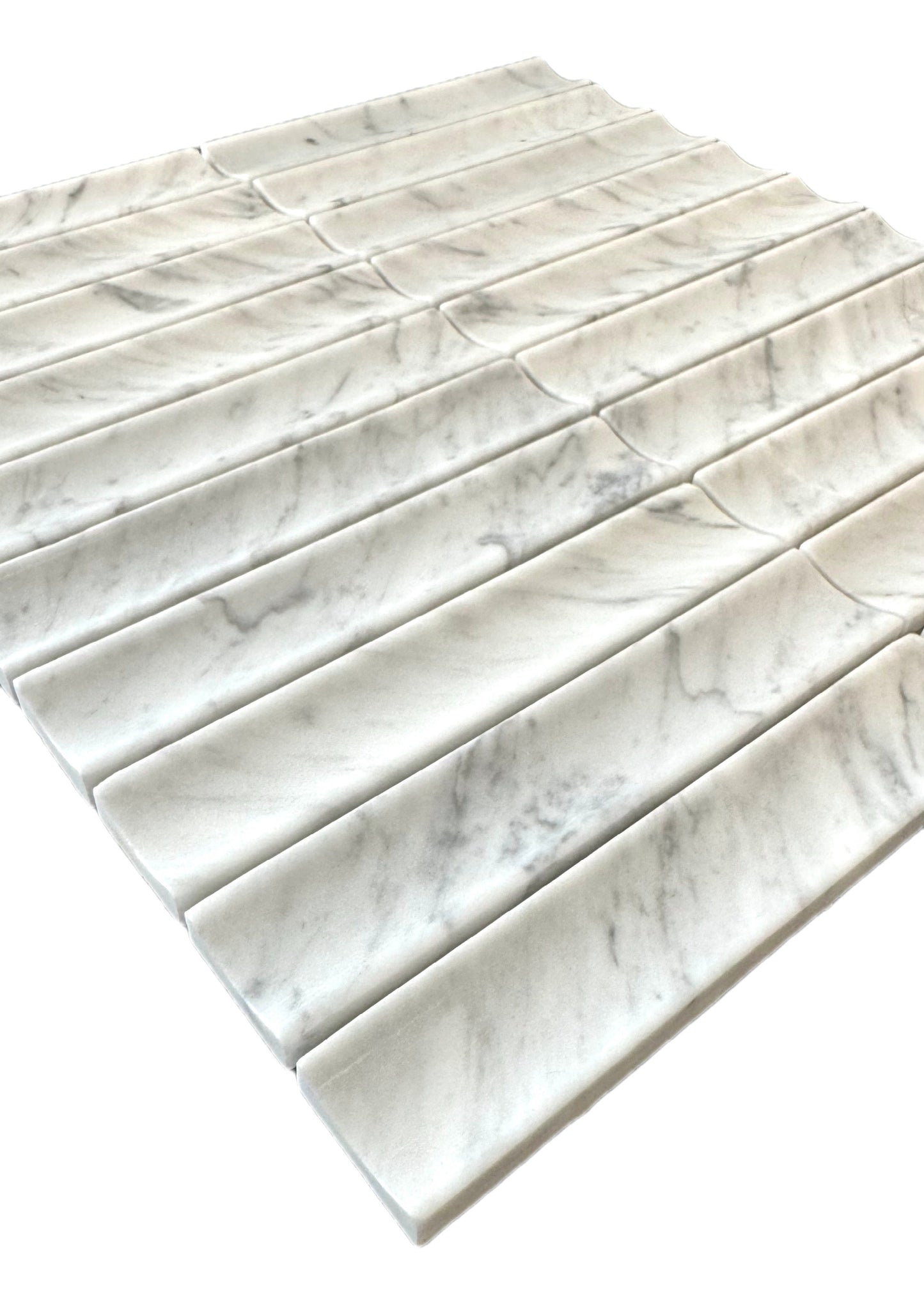 art 702 Kit Kat  Conclave Bianco Carrara Mozaïek 151x30x10mm op matje 300x300x10mm