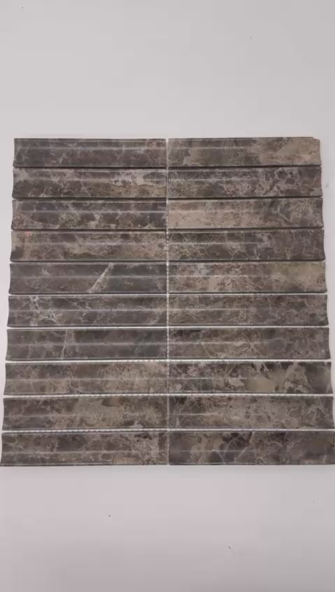 Marron Emperador Conclave